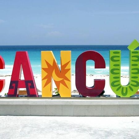 Oceanfront Condo Bm By Andiani Cancún Exterior foto